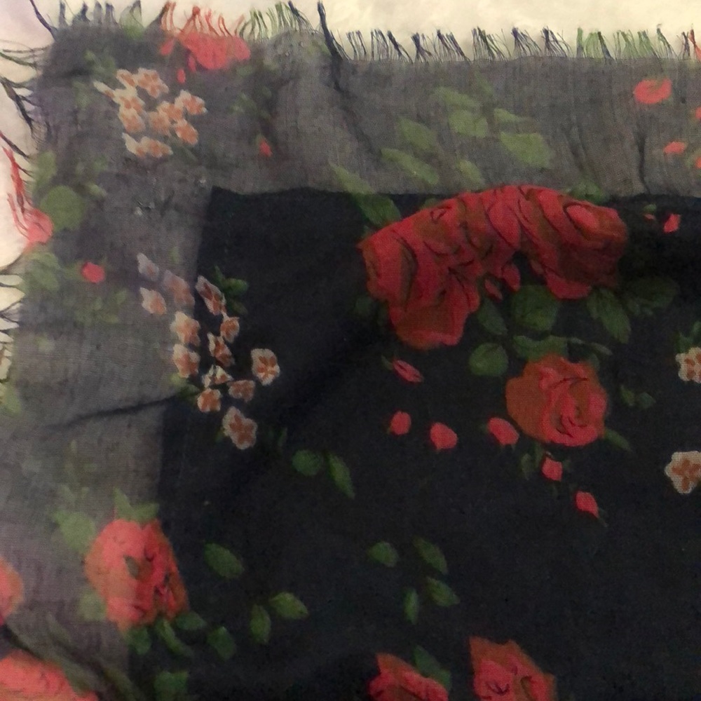 Scarf - Picture 3 of 3